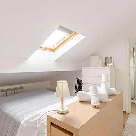Apartmán The White Attic